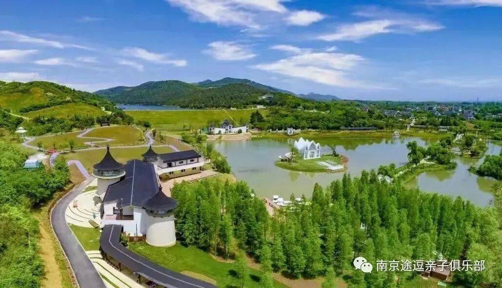 自助畅吃、真人CS、皮划艇桨板、非遗扎染冰球突破【国庆2天1晚亲子露营】天幕烧烤(图1) 自助畅吃、真人CS、皮划艇桨板、非遗扎染冰球突破【国庆2天1晚亲子露营】天幕烧烤(图1)